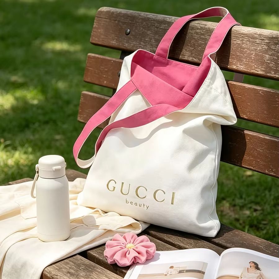 Women Bags White - Tas GUCCI Wanita, Tas Tote Kanvas,