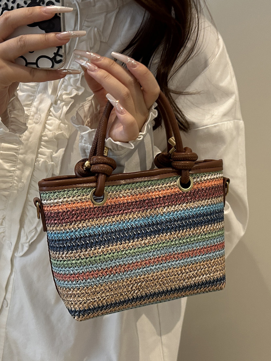 Tas anyaman genggam untuk wani - Women Handheld Bags ulasan dan harga