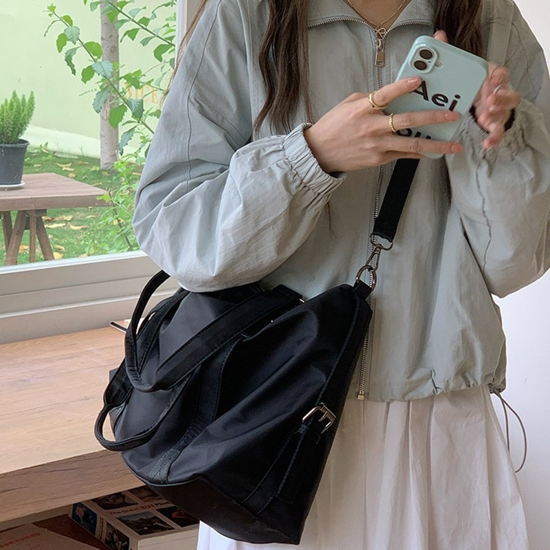 Tas Bahu Serbaguna Kasual Wani - Women Bags White ulasan dan harga