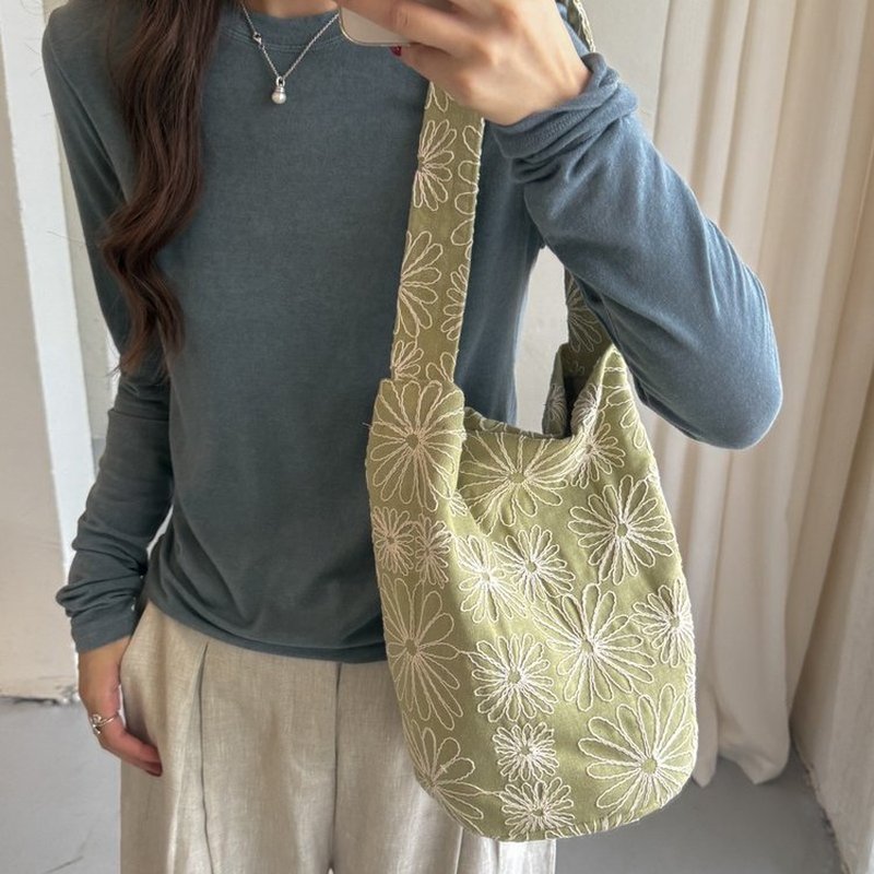 Tas Selempang Kanvas Wanita Mo - Hobo Bag Slouchy ulasan dan harga